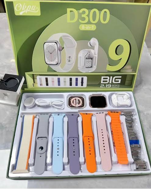 D300 CURVED DISPLY SMART WATCH +EARBUDS AIR31 FREE SERIES 9