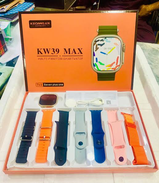 KW 39 MAX CURVED DISPLY SMART WATCH WITh BEST QUIALTY STRAP AND BOX